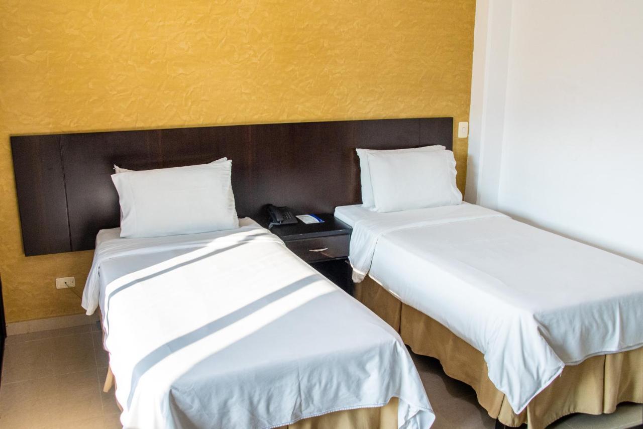 Hotel Tangara Dosquebradas Екстериор снимка