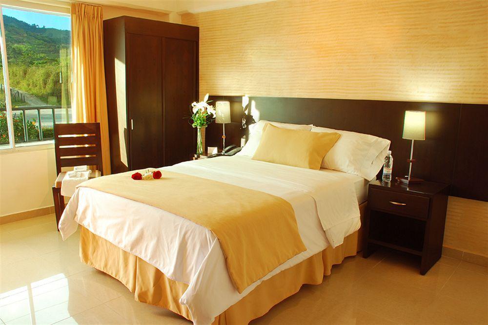 Hotel Tangara Dosquebradas Екстериор снимка